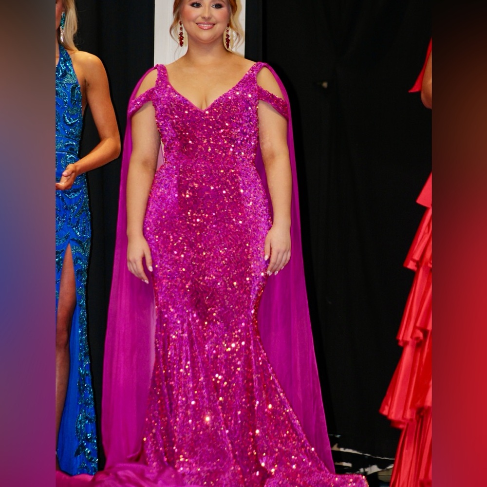 magenta Johnathan Kayne #2678 with cape